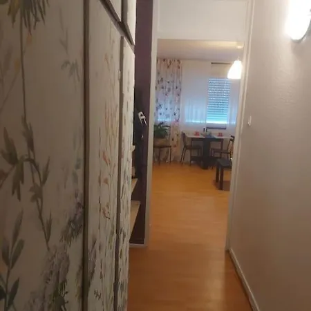 Lumineux Apartment